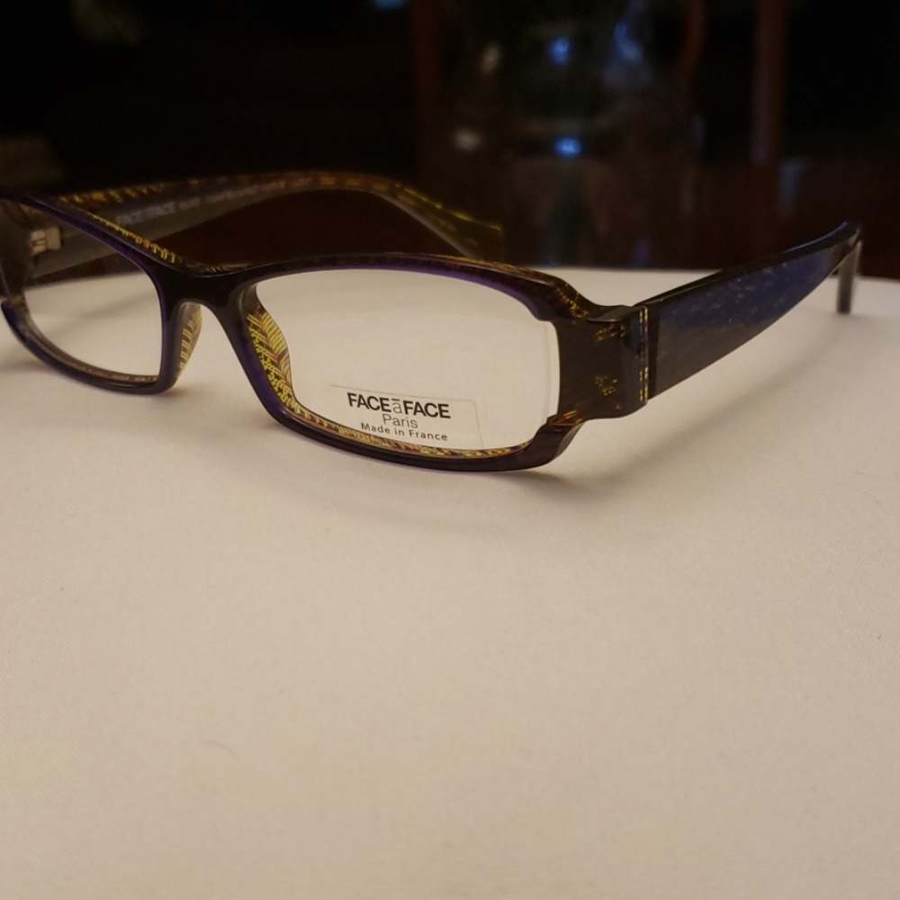 20/20 SALE! New Face a Face Boutique Frame